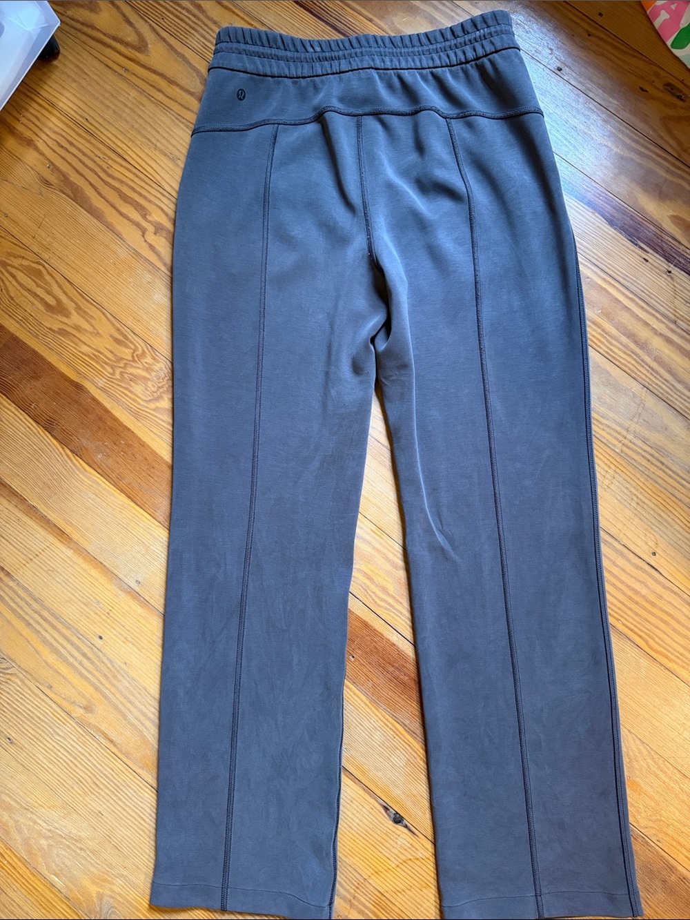 Women’s Brown Lululemon Softstreme Pants - Picture 4 of 5